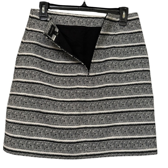 Ann Taylor Tweed Striped Skirt Size 4 - Picture 2 of 6